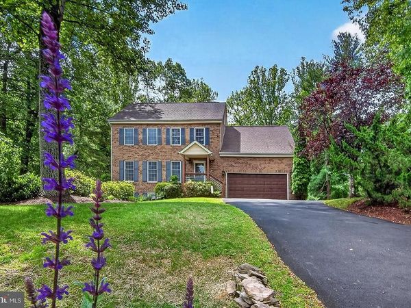 6041 NANCY LANE, WARRENTON, VA 20187