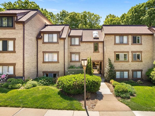 1668 PARKCREST CIRCLE , Unit 100, RESTON, VA 20190