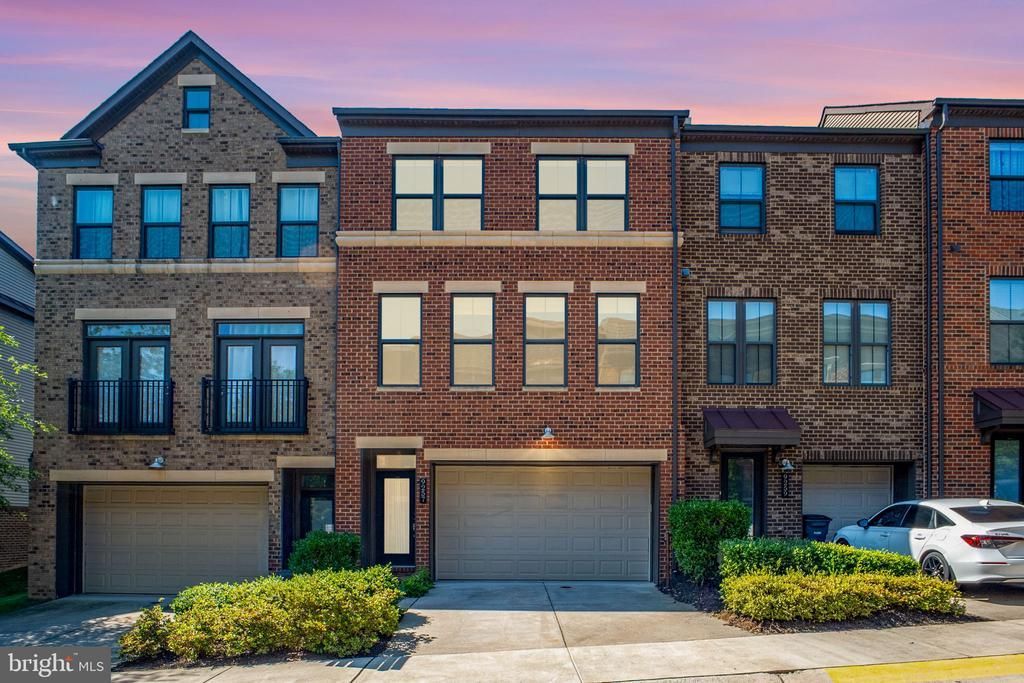 9257 Wood Violet Court, Fairfax, VA 22031 Main Photo