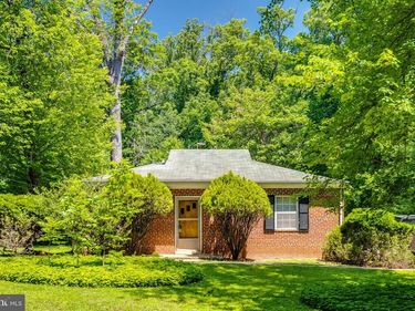 9216 WEANT DRIVE, GREAT FALLS, VA 22066