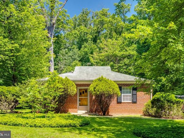 9216 WEANT DRIVE, GREAT FALLS, VA 22066