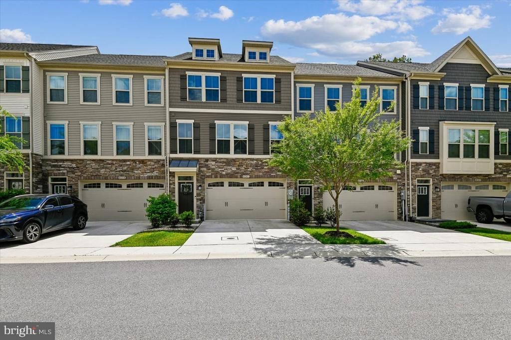 8261 KIPPIS ROAD , MILLERSVILLE, MD 21108