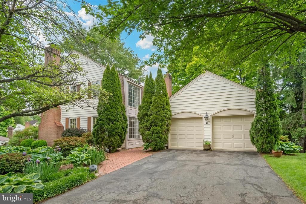 6 MASTENBROOK COURT , MONTGOMERY VILLAGE, MD 20886