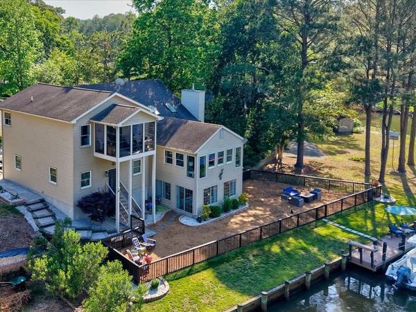 19 DUCK COVE, OCEAN PINES, MD 21811