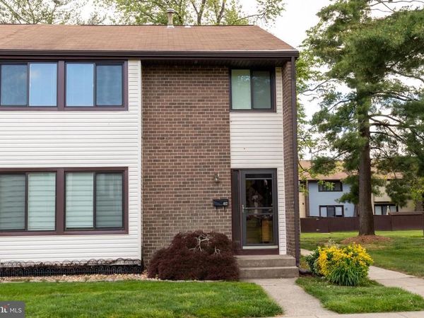 412 KELLINGTON DRIVE , EAST WINDSOR, NJ 08520