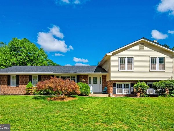 2729 CLARKES LANDING DRIVE, OAKTON, VA 22124