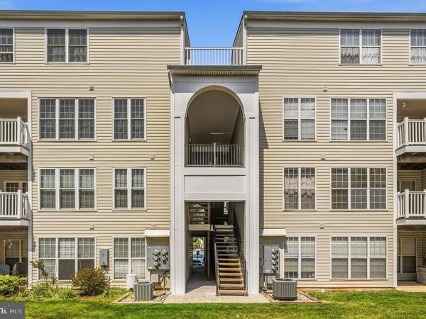 21843 BALDWIN SQUARE, Unit 301, STERLING, VA 20164