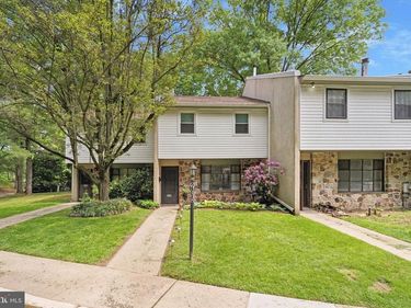 205 WOODSIDE CIRCLE , DRESHER, PA 19025