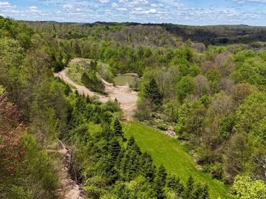2800 CENTER HILL ROAD, BROOKVILLE, PA 15825