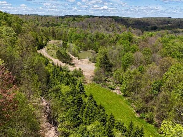 2800 CENTER HILL ROAD, BROOKVILLE, PA 15825