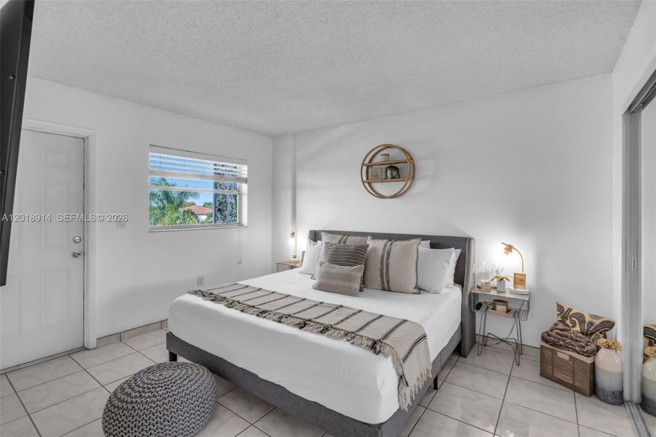 1720 Jefferson St , Unit 306, Hollywood, FL 33020 Photo