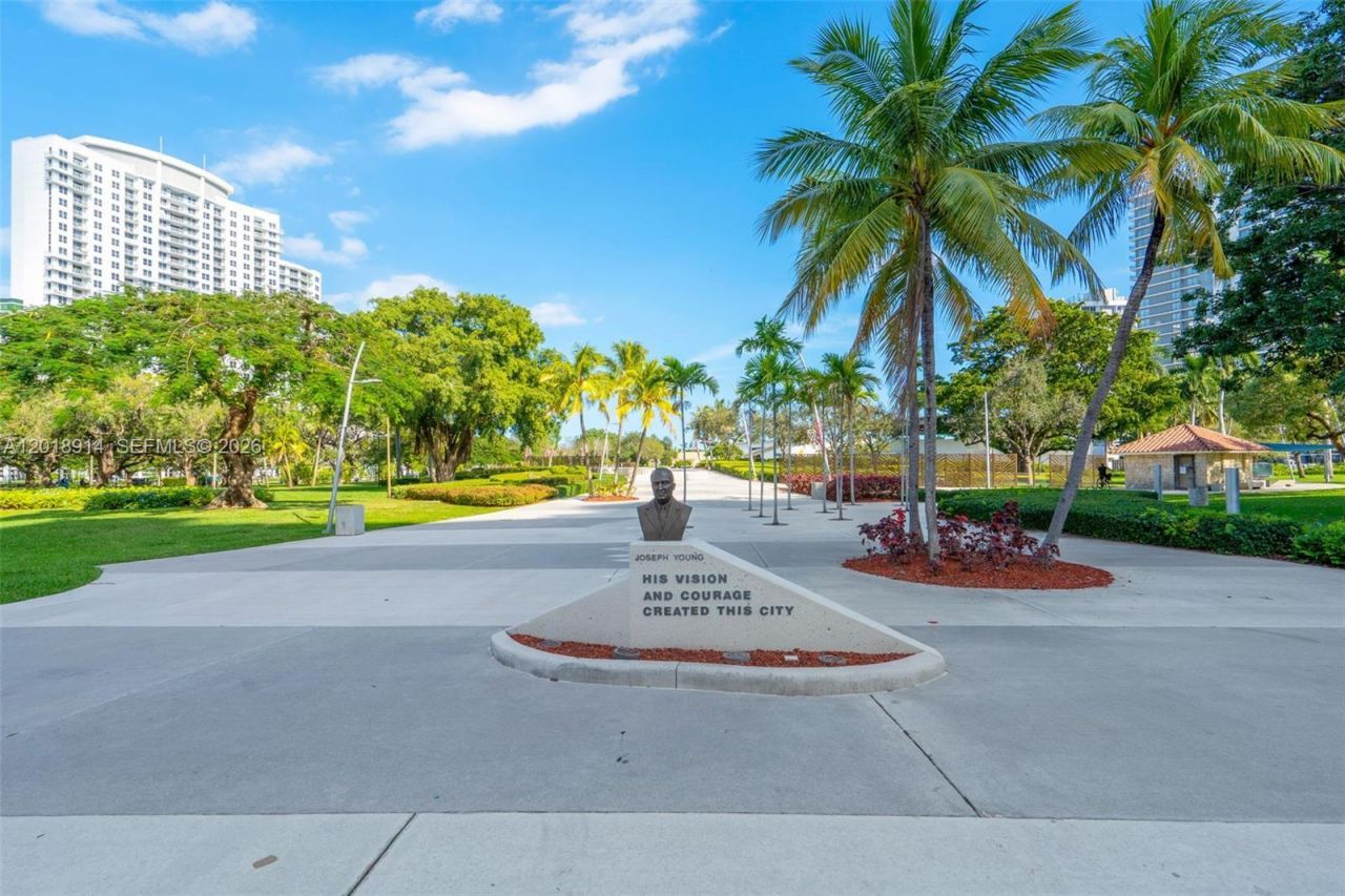 1720 Jefferson St , Unit 306, Hollywood, FL 33020 Photo