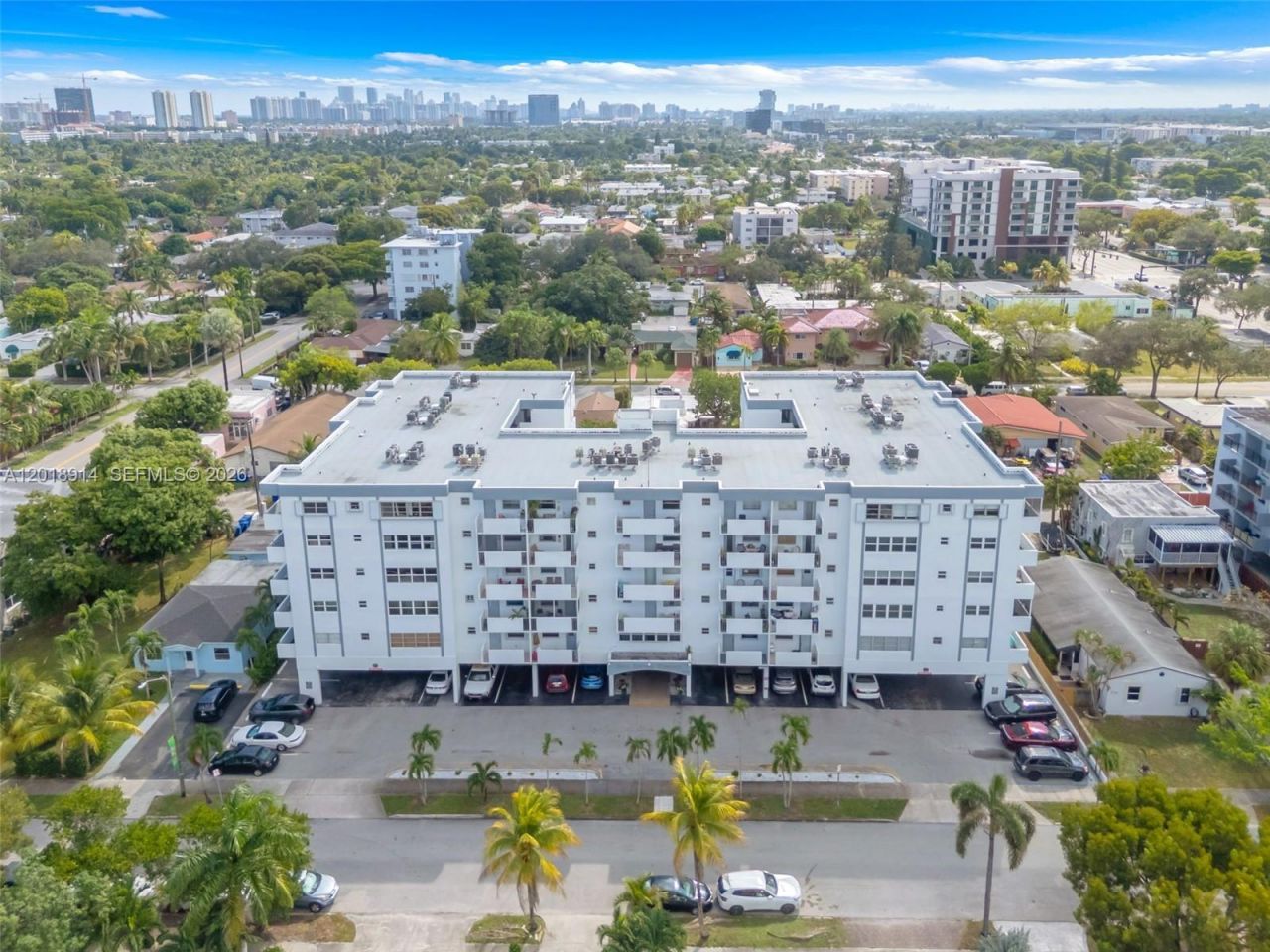 1720 Jefferson St , Unit 306, Hollywood, FL 33020 Photo