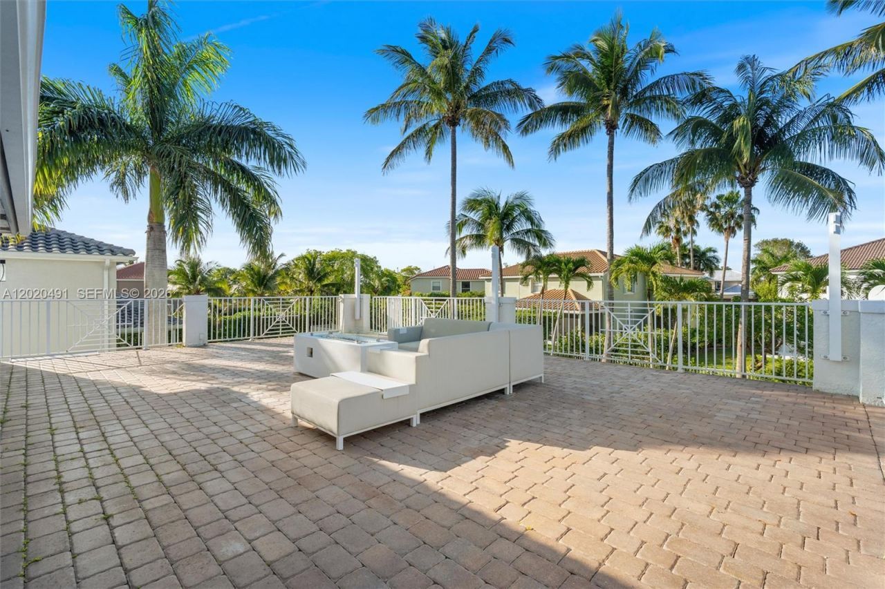 12731 Yardley Dr, Boca Raton, FL 33428 Photo