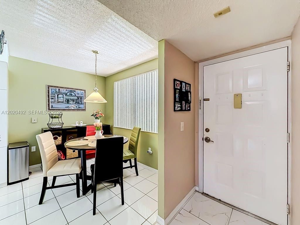 10208 NW 24th Pl , Unit 203, Sunrise, FL 33322 Photo