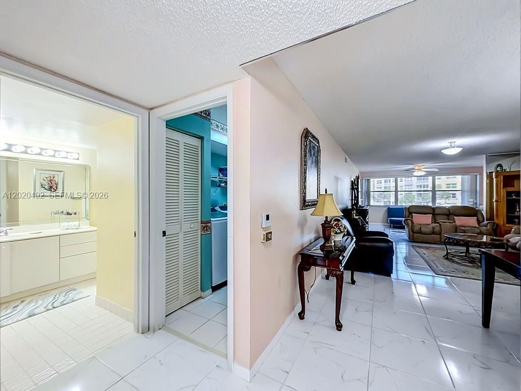 10208 NW 24th Pl , Unit 203, Sunrise, FL 33322 Photo
