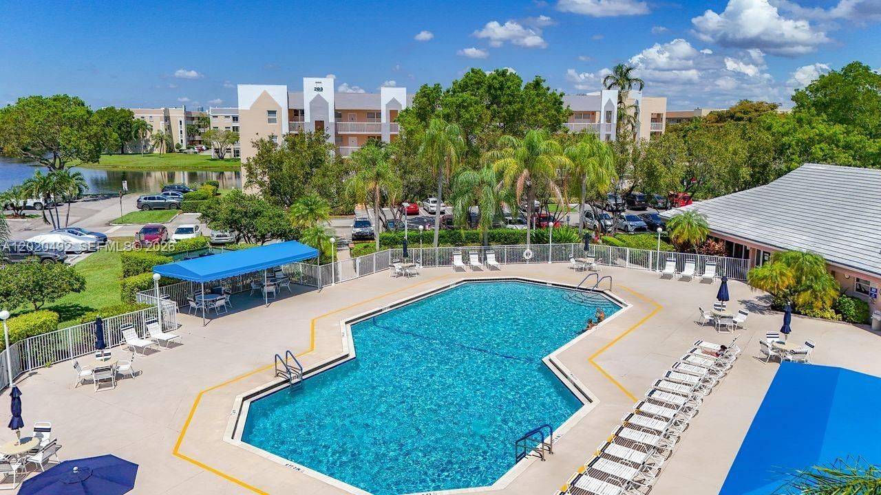 10208 NW 24th Pl , Unit 203, Sunrise, FL 33322 Photo