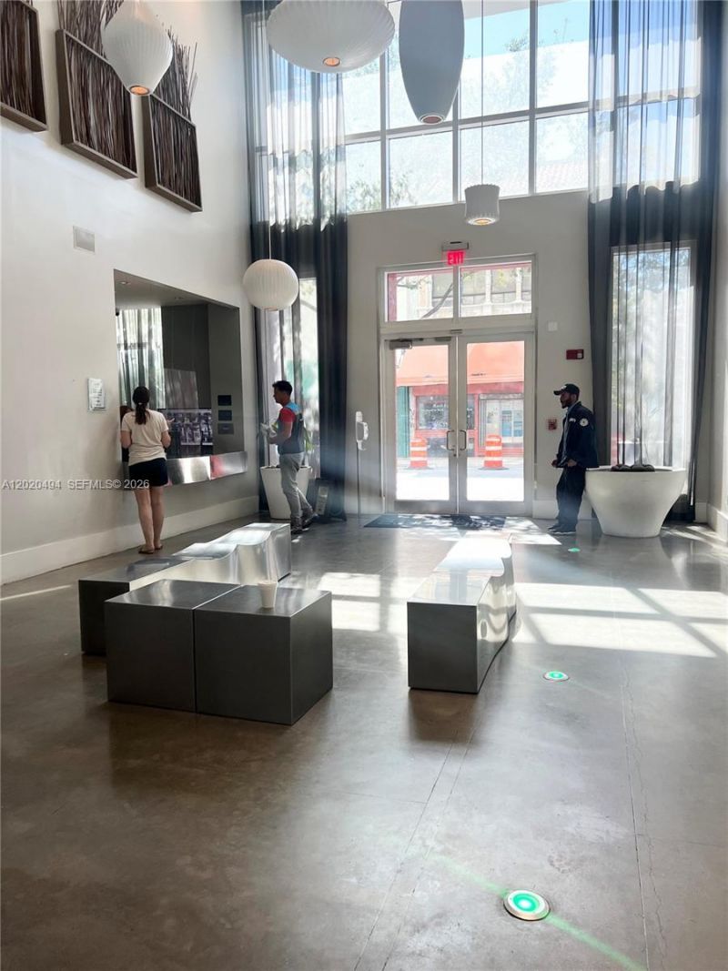 133 NE 2 Av , Unit 710, Miami, FL 33132 Photo