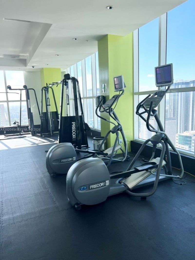 133 NE 2 Av , Unit 710, Miami, FL 33132 Photo