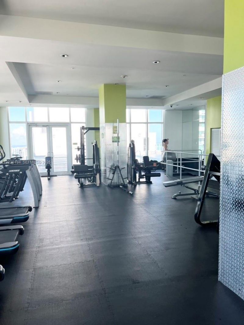 133 NE 2 Av , Unit 710, Miami, FL 33132 Photo