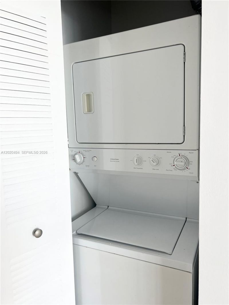 133 NE 2 Av , Unit 710, Miami, FL 33132 Photo