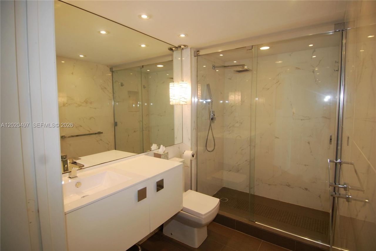 90 Alton Rd , Unit 2708, Miami Beach, FL 33139 Photo