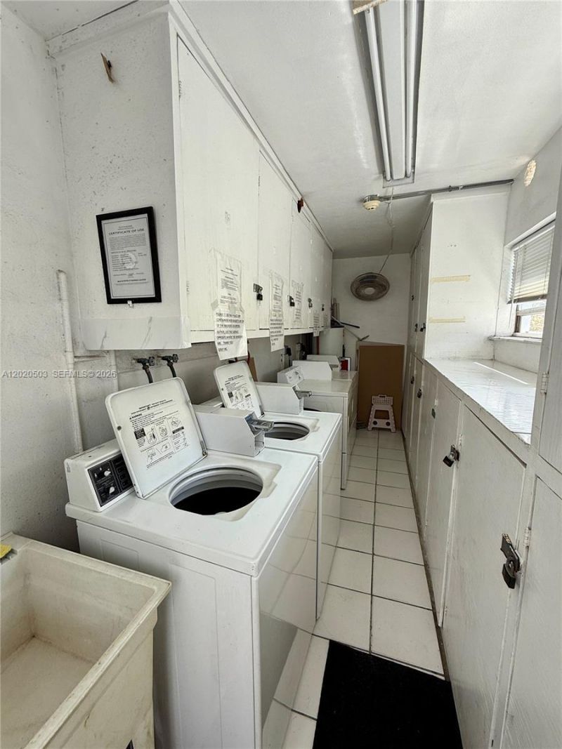 1607 Arthur St, Unit 303, Hollywood, FL 33020 Photo