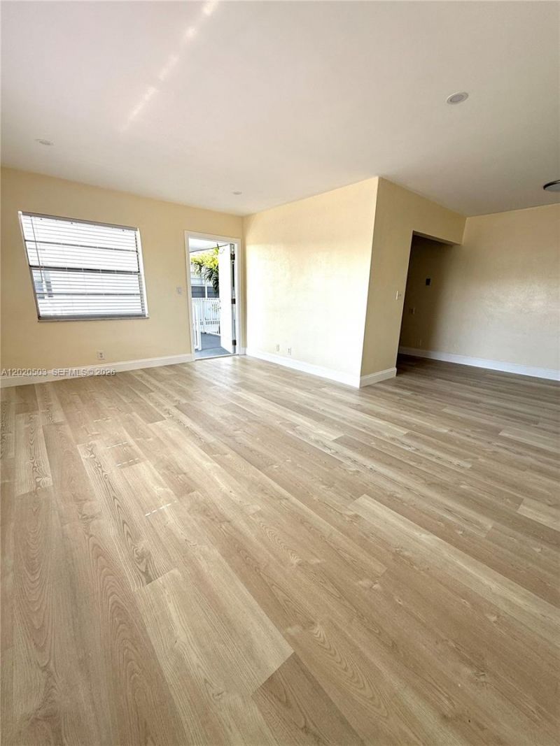 1607 Arthur St, Unit 303, Hollywood, FL 33020 Photo