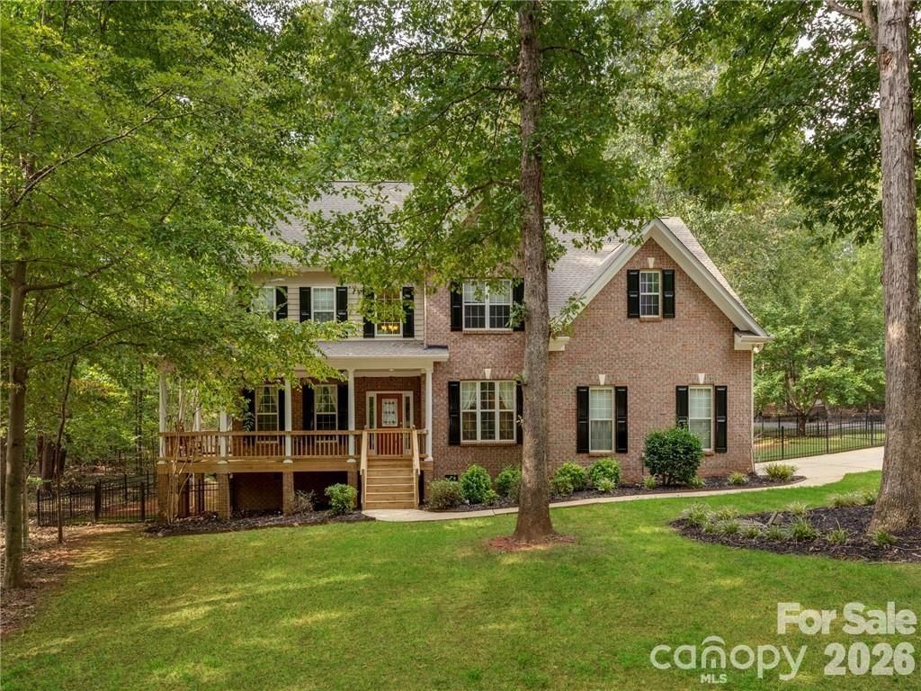 2006 Wedgewood Drive , Matthews, NC 28104 Main Photo