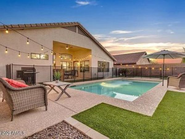 4394 E RUNAWAY BAY Drive, Chandler, AZ 85249