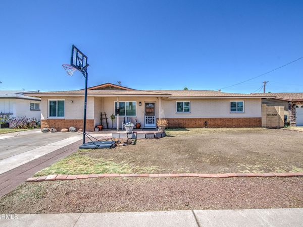 3432 W PALMAIRE Avenue, Phoenix, AZ 85051
