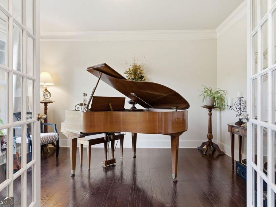 Property Image 8