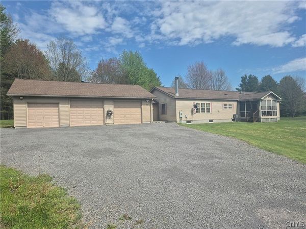 46 Craw Road , Mexico, NY 13114