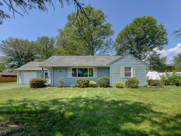 68 Comly Rd, Lincoln Park, NJ 07035