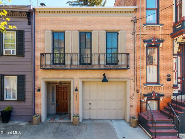 211 Lancaster Street, Albany, NY 12210