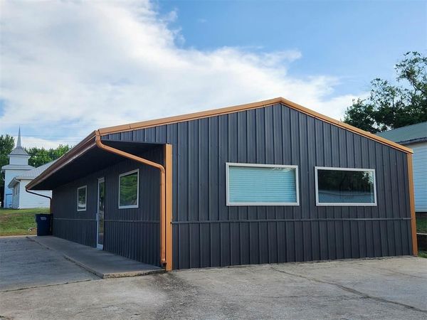 501 W Carl Hubbell (Main) Street, Meeker, OK 74855