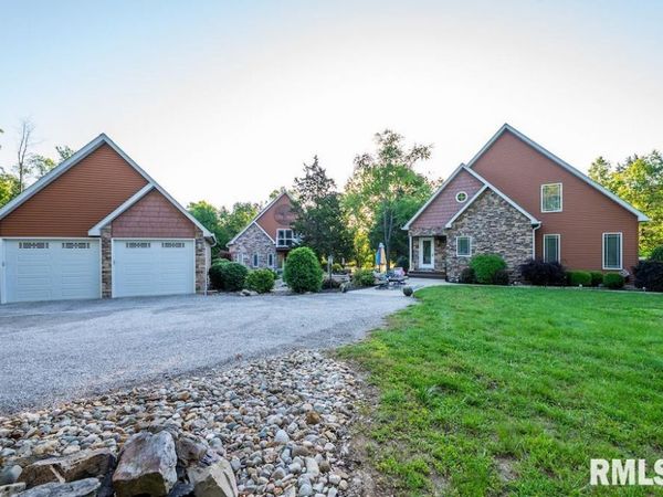 16602 N Steel Lane, Woodlawn, IL 62898