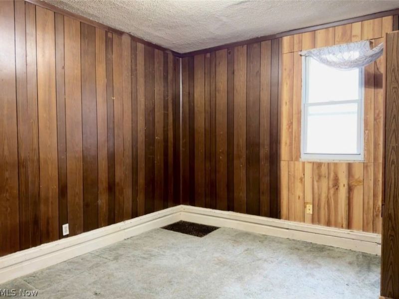 543 E Buchtel Avenue , Akron, OH 44304 Photo 6