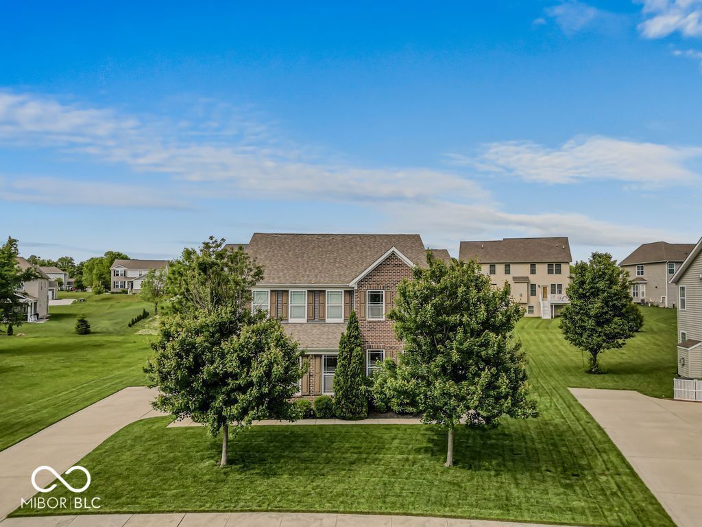 7058 Stoney Ridge Drive, Columbus, IN 47201 Main Photo