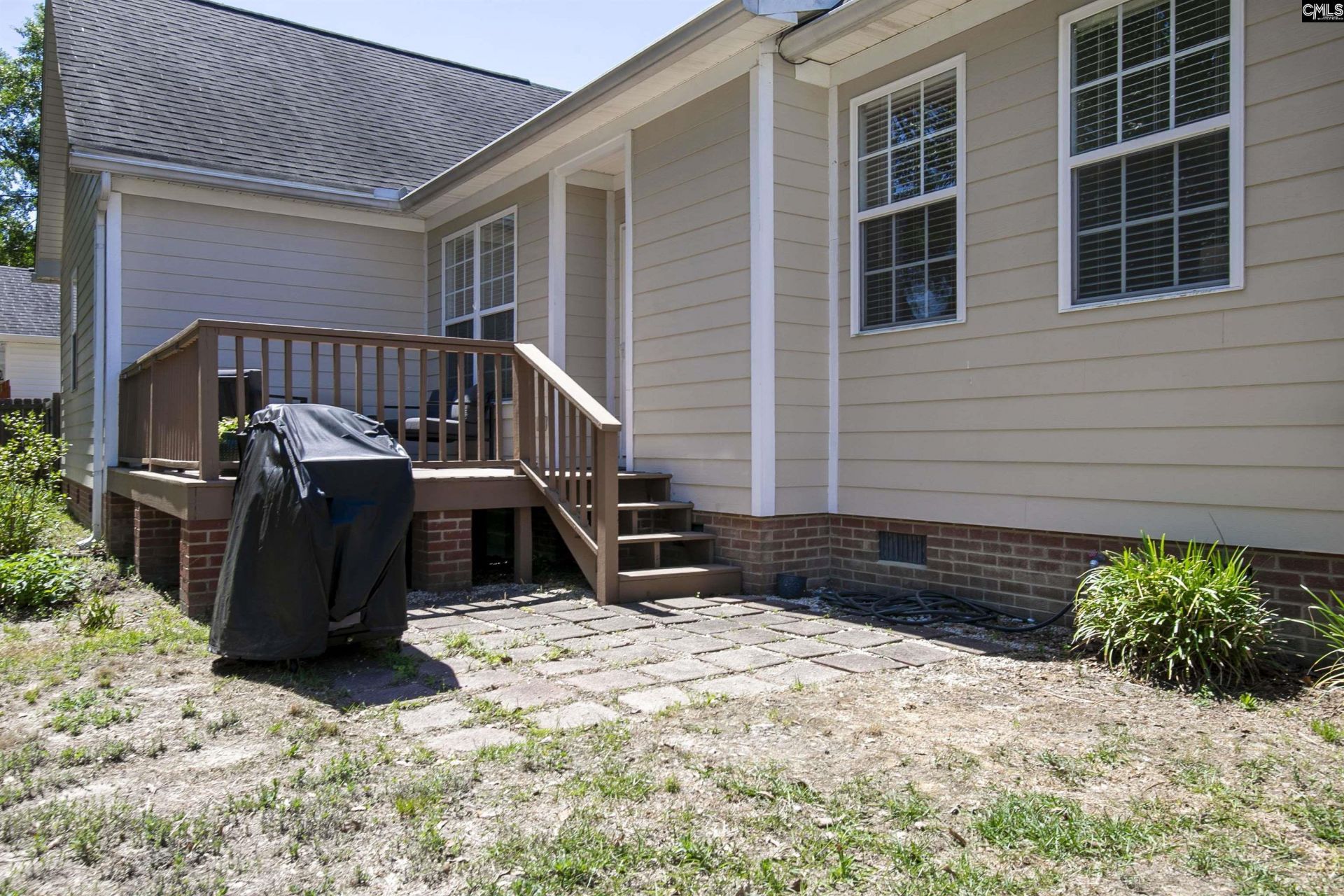 28 Heatherwood Drive  Photo 13