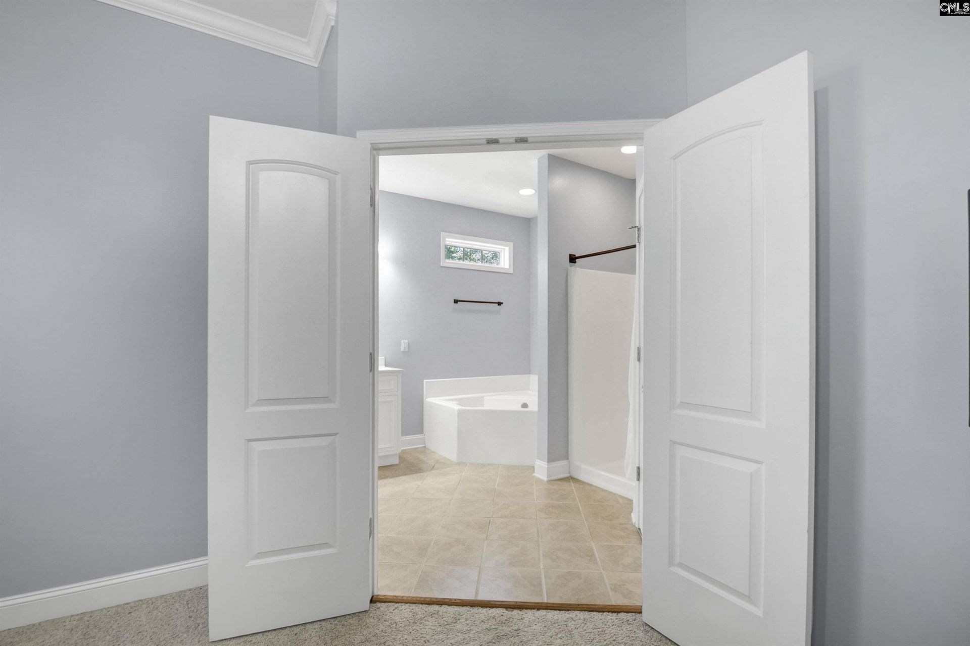 28 Heatherwood Drive  Photo 38