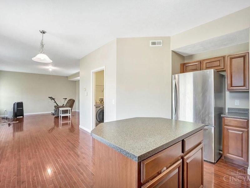 2625 Arroyo Ridge Court, Hamilton, OH 45011 Photo 12