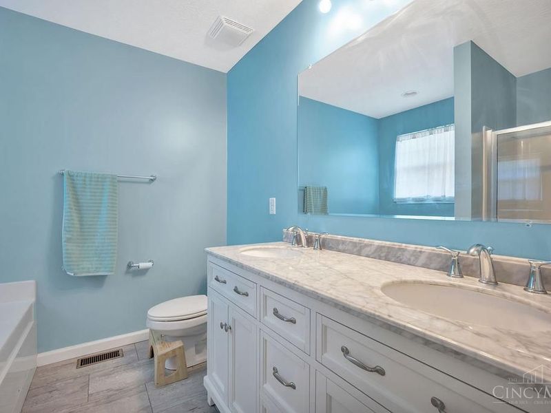 2625 Arroyo Ridge Court, Hamilton, OH 45011 Photo 23