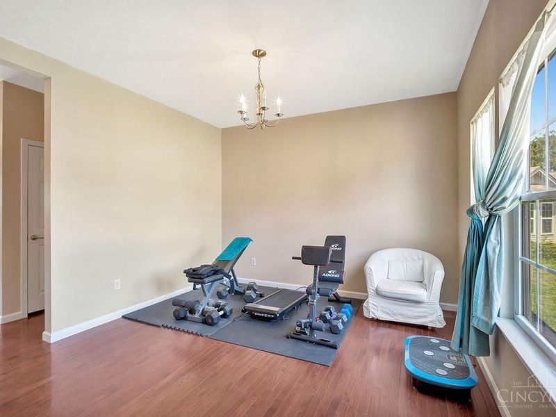 2625 Arroyo Ridge Court, Hamilton, OH 45011 Photo 4