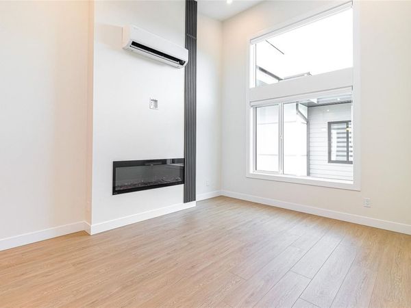 924 Jenkins Ave, Unit #504, Langford, BC V9B 2N7