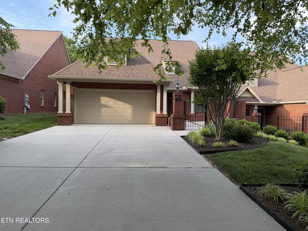 1476 Cottage Glen Lane, Maryville, TN 37801