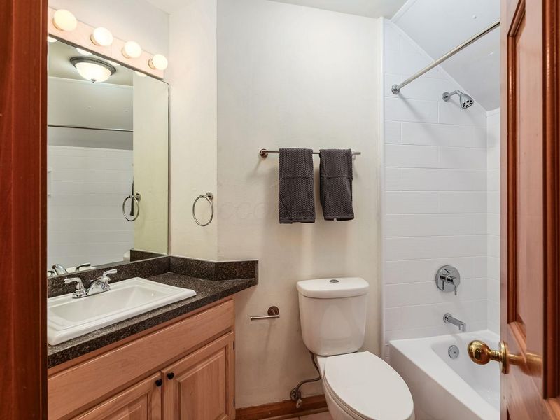 3313 Glen Oaks Court , Lewis Center, OH 43035 Photo 45