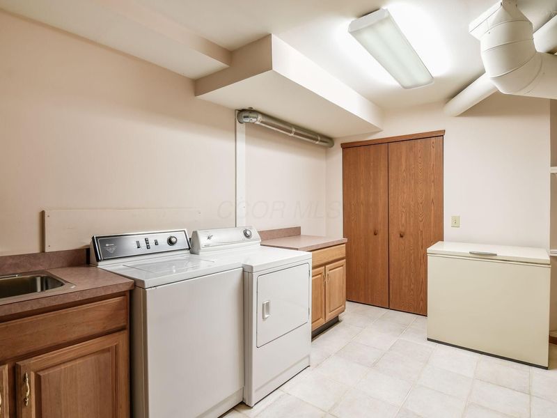 3313 Glen Oaks Court , Lewis Center, OH 43035 Photo 60