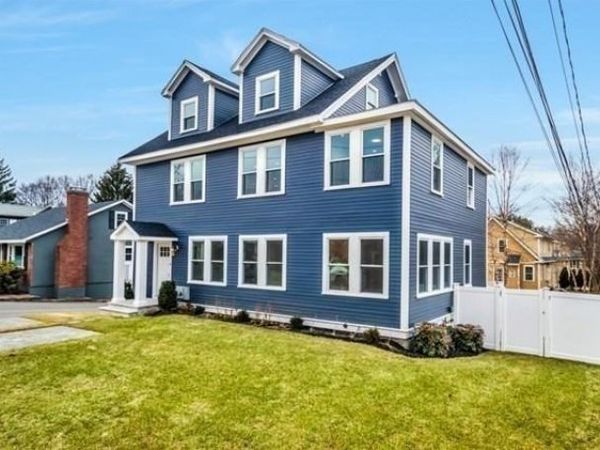 31 Oak Street, Unit 2, Wellesley, MA 02482