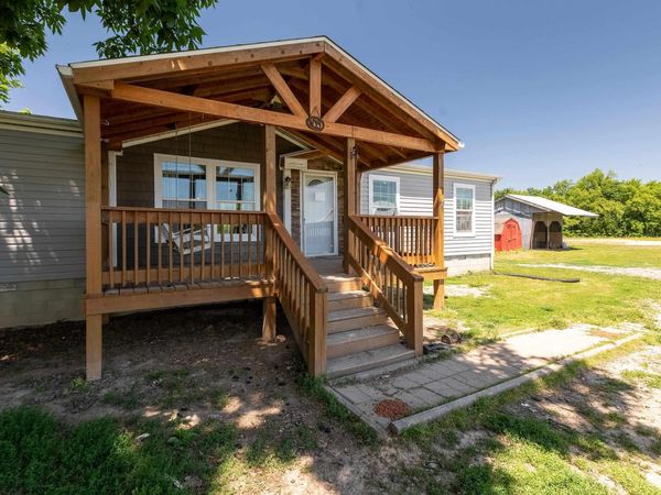 18057 Dwina Road, Thompsonville, IL 62890